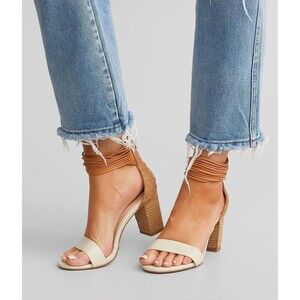 Women’s Wicker Heeled Sandal Shoes Size 9 #135